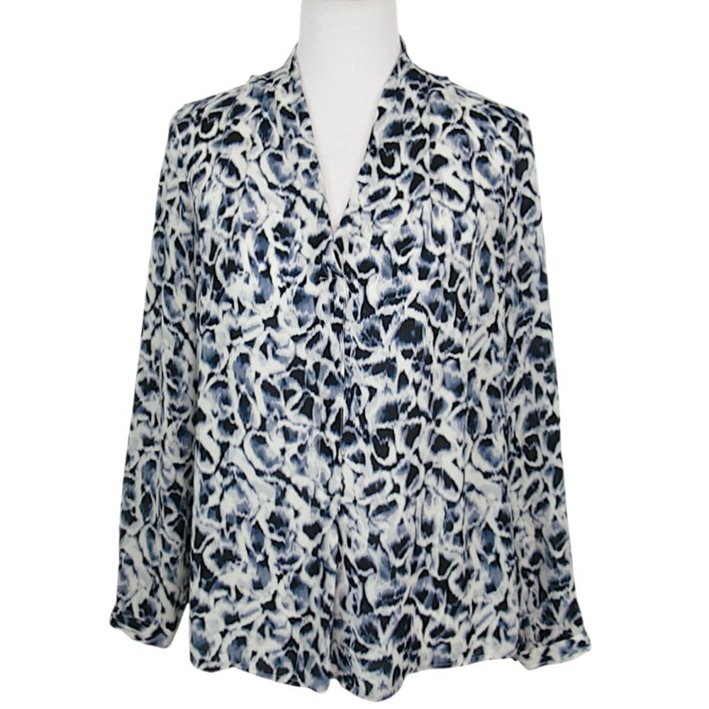 ROSE & OLIVE Blue Printed Long Sleeve Blouse Women's Size Medium
